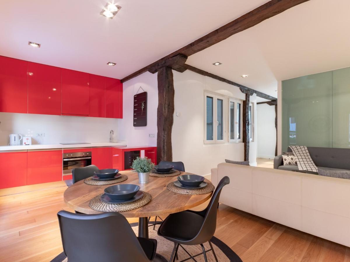 Hall Vi By Aston Appartamento Bilbao